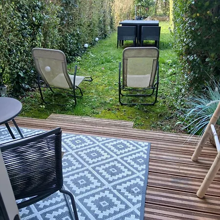 Cosy Le Garden Ensoleille Кабур