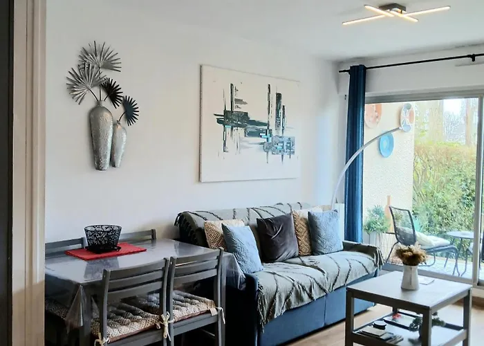 Cosy Le Garden Ensoleille Apartment *